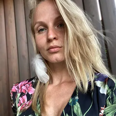 Анна К.